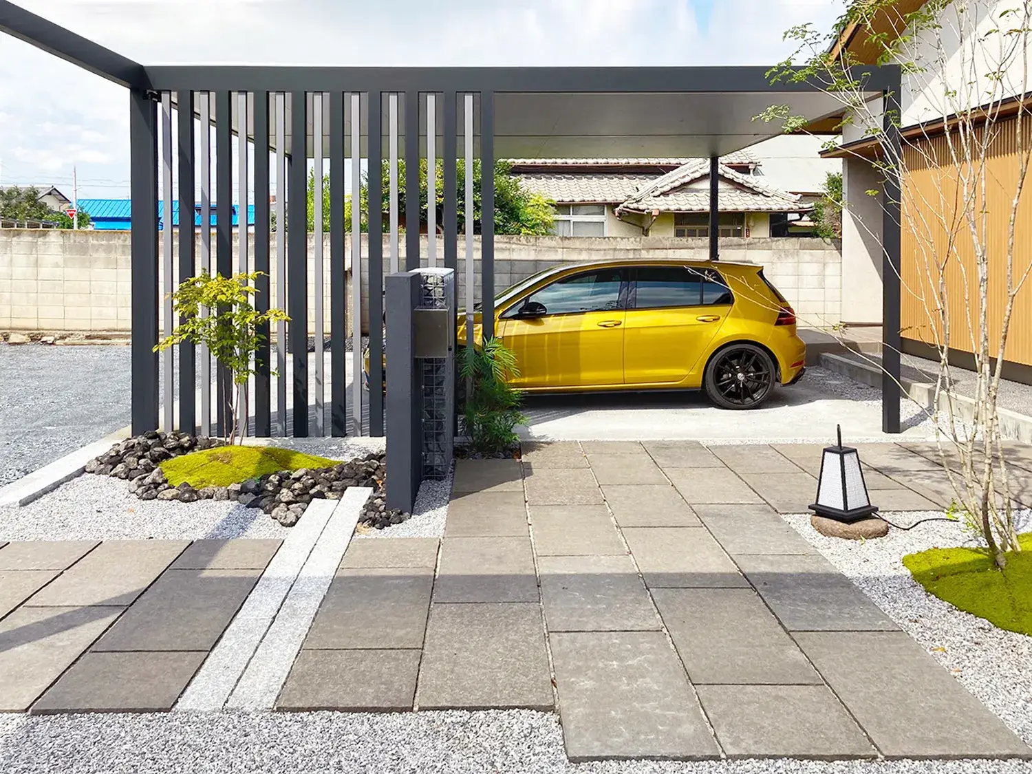 広さを生かした、快適で使いやすいカーポート