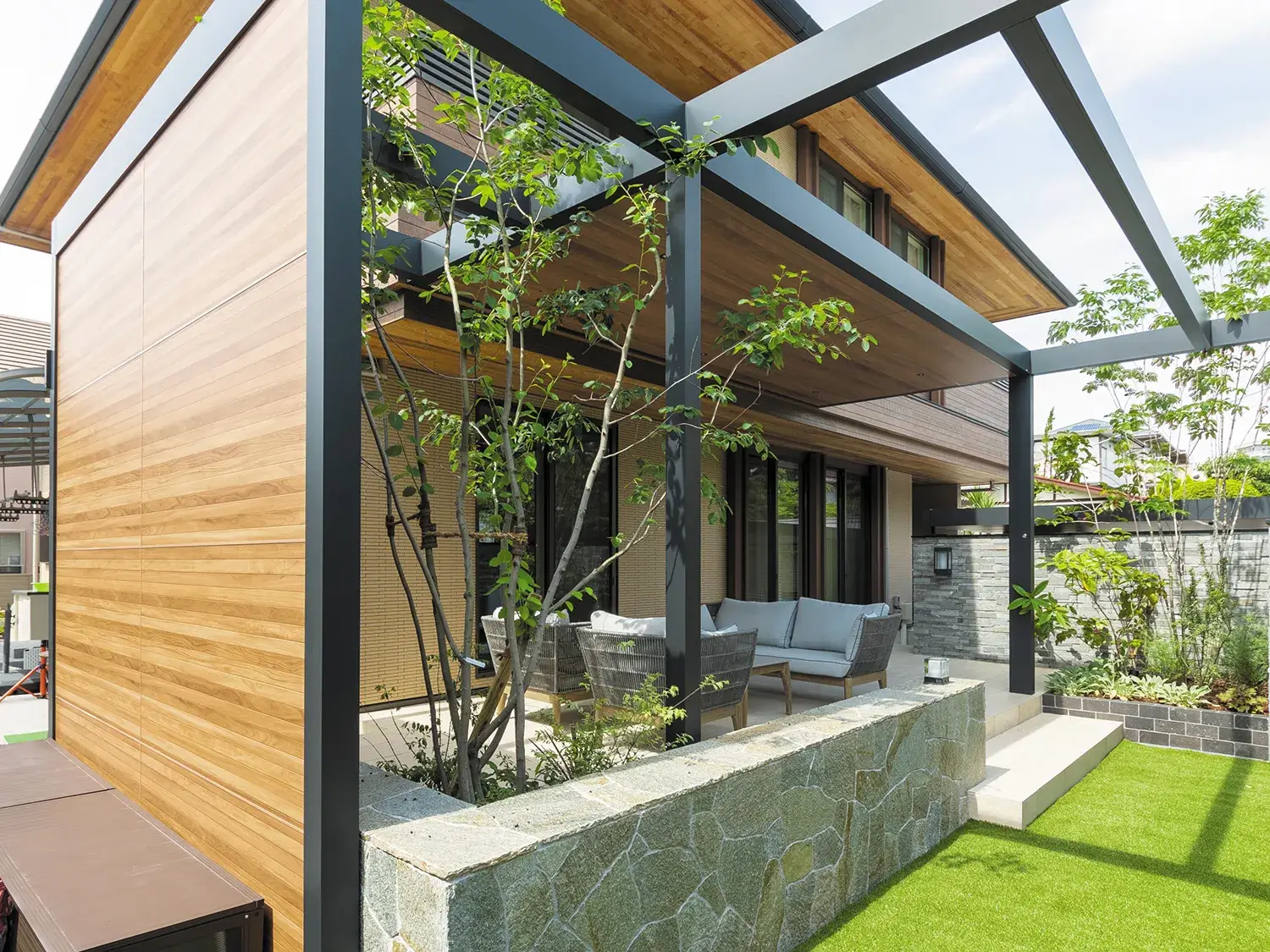 家族の時間を豊かにする、憩いのテラス空間