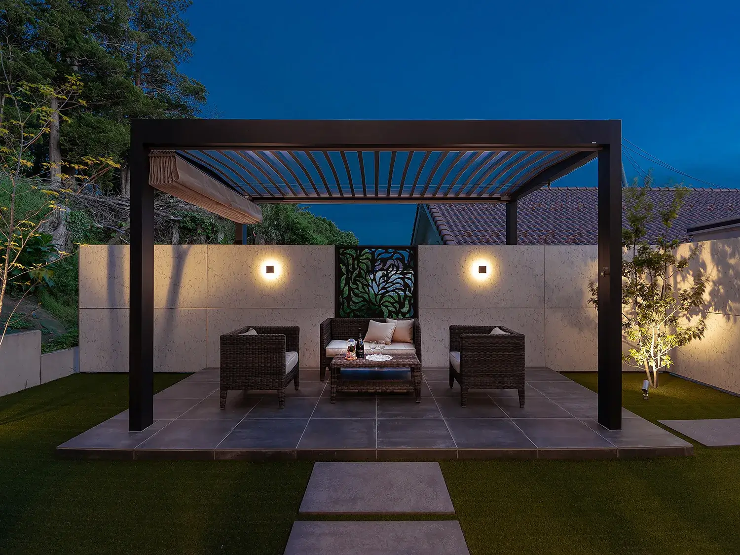 離れでくつろぐ、開放感あふれる癒やし空間